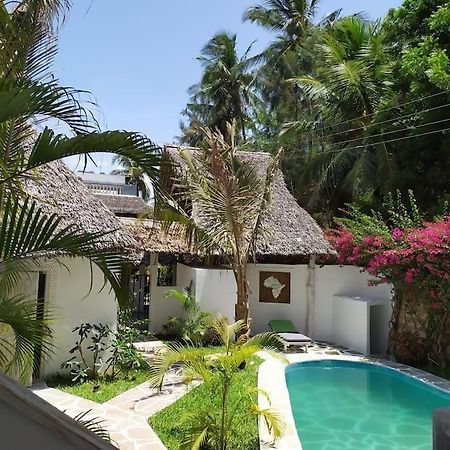 Garoda House Turtle Bay Jacuzzi ☆☆☆☆☆ Kilifi Watamu Eksteriør bilde